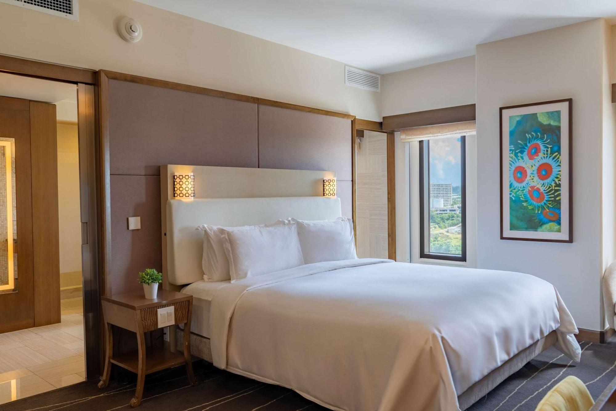Dusit Thani Guam Resort Tumon Bagian luar foto
