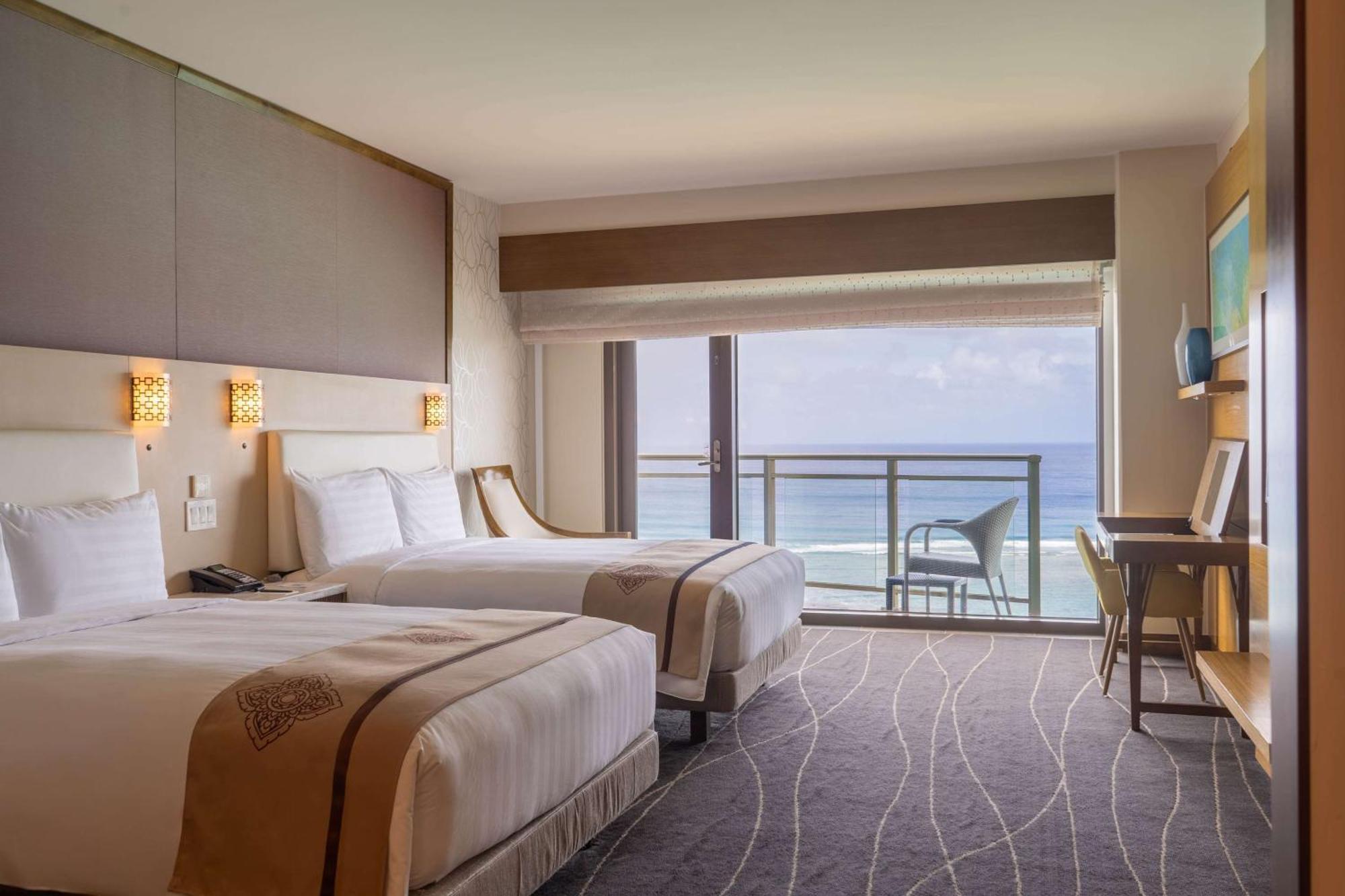 Dusit Thani Guam Resort Tumon Bagian luar foto